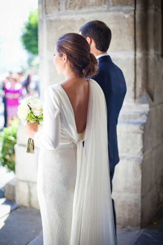 vestidos-de-novia-con-capa1